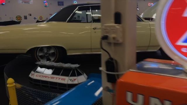 Muscle Car City. Florida. USA. Музей старых автомобилей во Флориде. США. смотреть онлайн