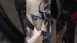 Как легко почистить цепь на велосипеде не снимая