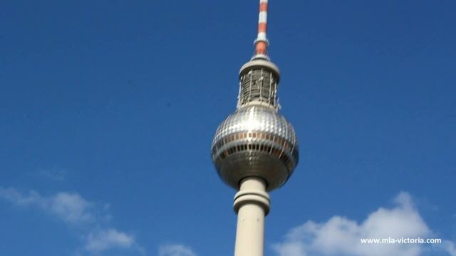 Berlin Alexanderplatz / Берлин Александерплатц смотреть онлайн