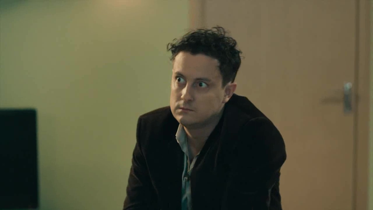 Универ: Соскучились по пьяному Антону?!