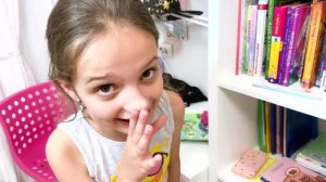 Что в моем школьном рюкзаке и пенале? | Собираю рюкзак в школу