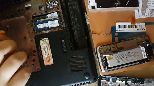Как заменить жесткий диск на ноутбуке? смотреть онлайн