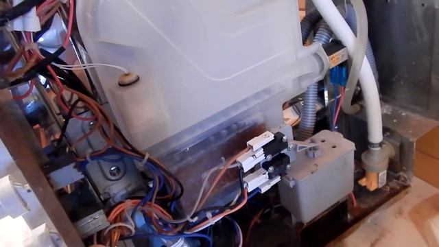 Запускаю посудомойку через 10 лет смотреть онлайн