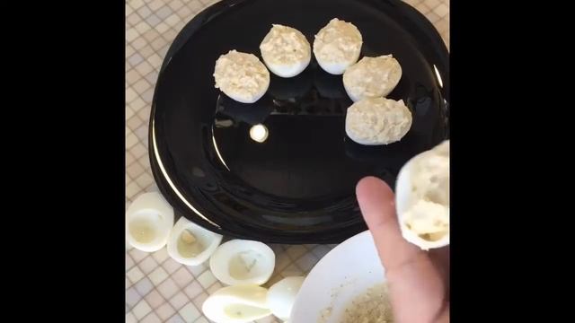Фаршированные яйца смотреть онлайн