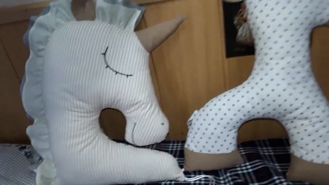 Единорог и жирафик. Хлопковые игрушки для малышей. Игрушки сплюшки. Бортики в кроватку. смотреть онлайн