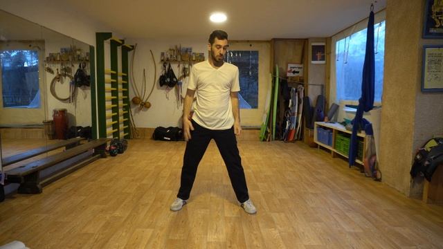 20 Minute Capoeira Workout at Home for All Levels смотреть онлайн