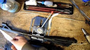 Чистка ствола у пневматической винтовки.