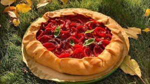 Галеты на закваске, мы приготовим 2 типа: с томатами черри и со сливой!