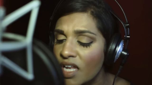 Bird Set Free/Unstoppable - Cover by Roveena смотреть онлайн