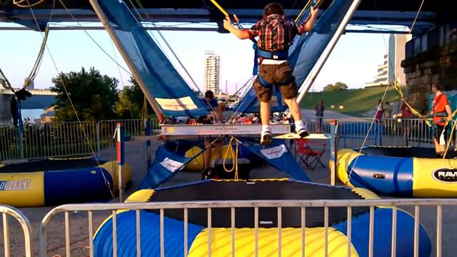 Bongo jump смотреть онлайн