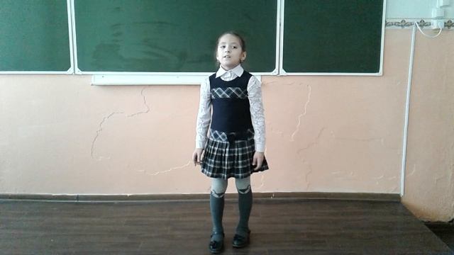 Страна читающая — Подкорытова Лера читает «Добрых людей, как всегда, не хватает» Г. С. Акулова смотреть онлайн