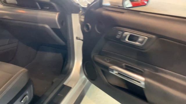 2019 Ford Mustang Ecoboost | Gold Motor Garage смотреть онлайн