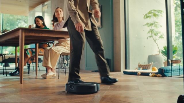 Roomba Combo J7+ - IROBOT смотреть онлайн