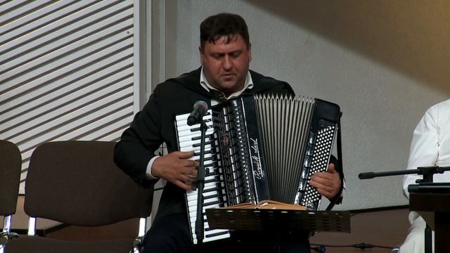 «Поднимаю взоры к небесам» || песня в сопровождении ансамбля