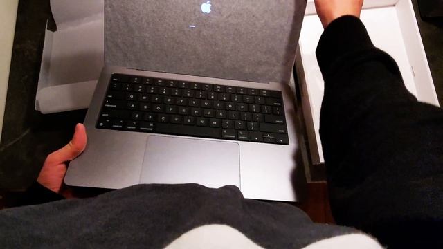 [Unboxing] New M1 MAX Macbook Pro 14inch ? смотреть онлайн