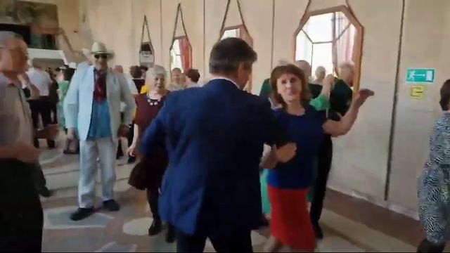 О возрасте не думайте!Позитивчик! смотреть онлайн
