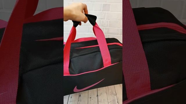 Сумка спортивная Nike смотреть онлайн