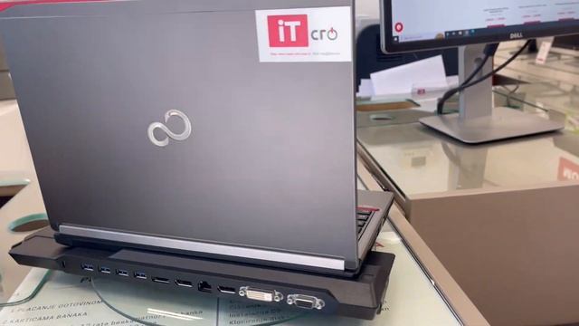 FUJITSU LIFEBOOK E736 смотреть онлайн