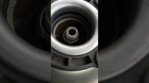 Скрип при повороте руля