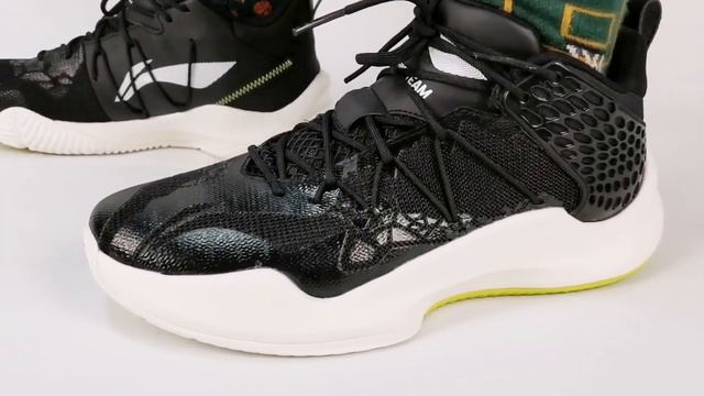 Баскетбольные кроссовки Li-Ning Sonic 8 team on court смотреть онлайн