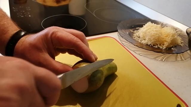 Пицца" Конференц" по - домашнему. С грушей. смотреть онлайн