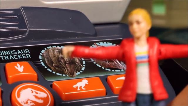 New Jurassic World Action Figures Maisie & Wheatley SPINOSAURUS VS INDORAPTOR Fallen Kingdom Toys