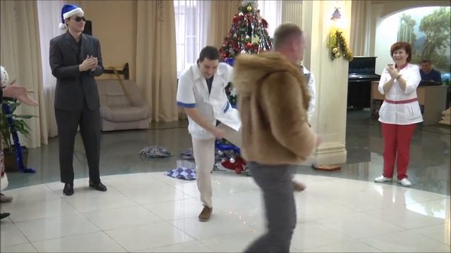 «Новогодний праздник «Мечты Бабок-Ежек!» смотреть онлайн
