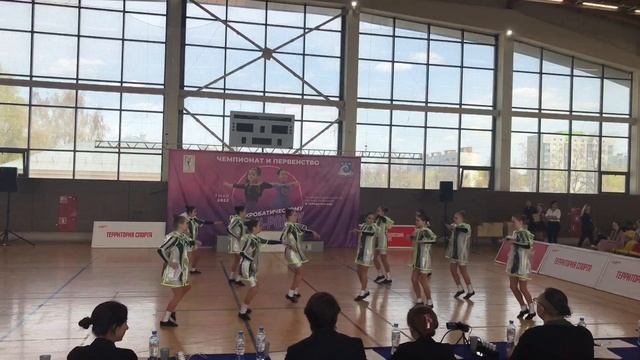 Акробатический рок-н-ролл. клуб "ТанцКласс" команда "подружки " смотреть онлайн