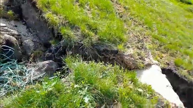 Провал грунта на новой набережной в Балашове смотреть онлайн