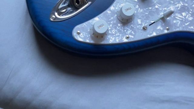 Cory Wong signature Fender Stratocaster смотреть онлайн