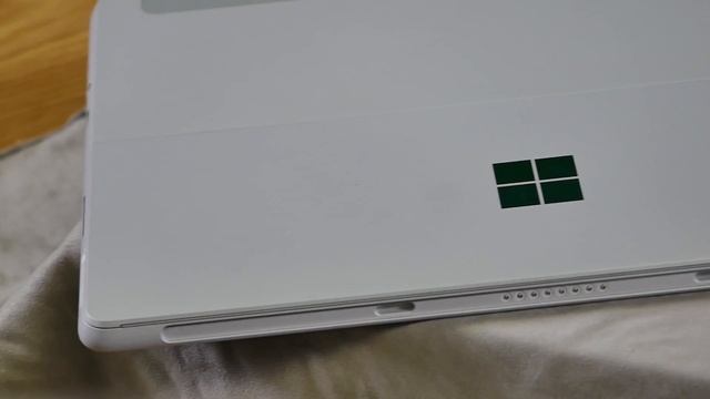 ПОЛНЫЙ ОБЗОР Microsoft Surface GO! Лучший планшет в 2019?