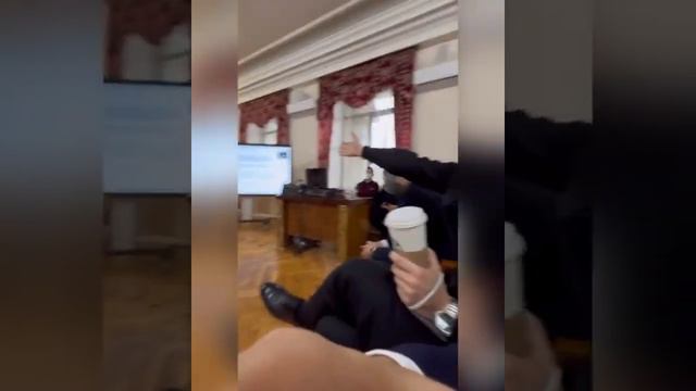 Кайрат Кудайберген и Алибеков выступили перед представителями малого и среднего бизнеса … смотреть онлайн