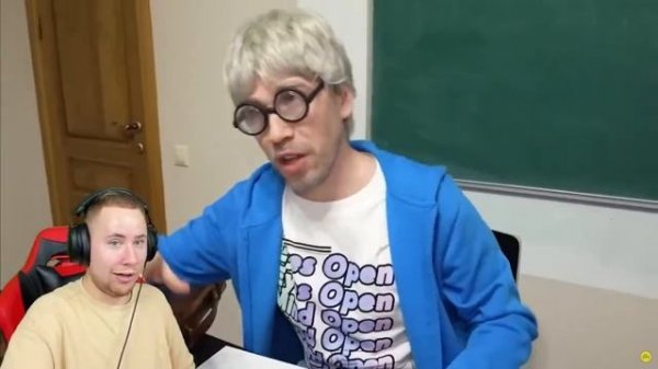 ТикТак смотрит Влада А4 / УГАР