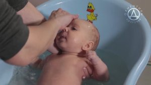 Купание новорожденного