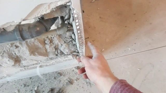 ... вот что ПРИДУМАЛ сантехник, чтобы усилить СКВОЗНУЮ штробу. Слабонервным не смотреть! смотреть онлайн