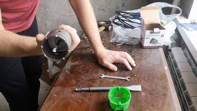 в Питере Жить. Как работать перфоратором. Ремонт в детской комнате. смотреть онлайн