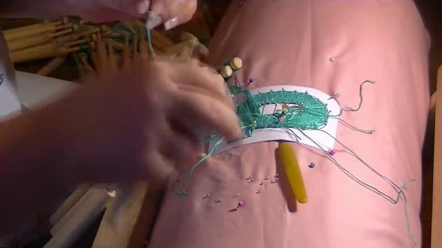 Зашивки в коклюшечном кружеве / Lace finishing in Russian bobbin lace (7) смотреть онлайн