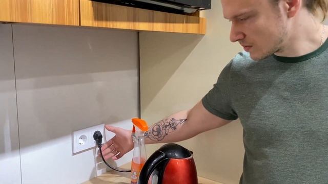 Как расположить розетки на кухонном фартуке? смотреть онлайн