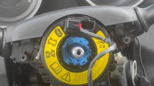 Разборка и ремонт подрулевого шлейфа( Улитки) на Hyundai Elantra MD