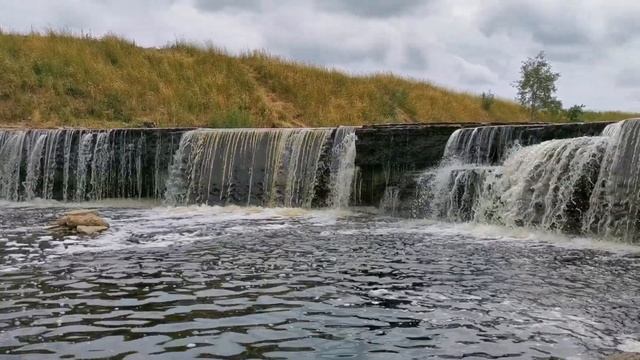 Ленинградская область. Посёлок Ульяновка. Тосненский водопад. (июль 2022 год) смотреть онлайн