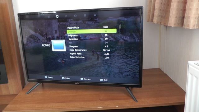 Look at a 32 Inch Cello HD LED TV With DVD Player and Freeview T2 HD we had in the caravan смотреть онлайн