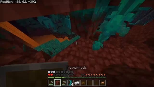 Minecraft Speedrunner VS 5 Hunters (Manhunt) смотреть онлайн