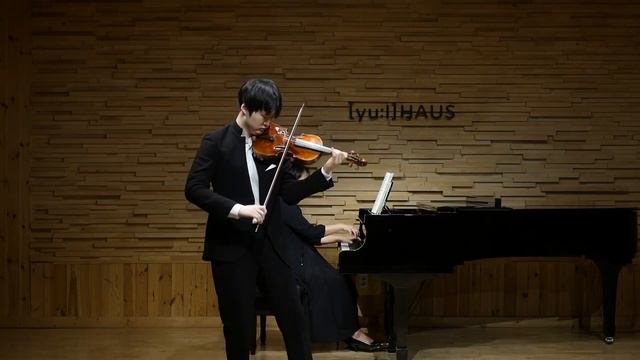 Saint Saëns: Violin Concerto No.3 in b minor, Op 61 1st mov (Dayoon You) смотреть онлайн