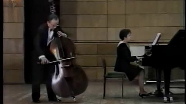 Rustem Gabdullin plays Bottesini "Nel cor piu..." смотреть онлайн