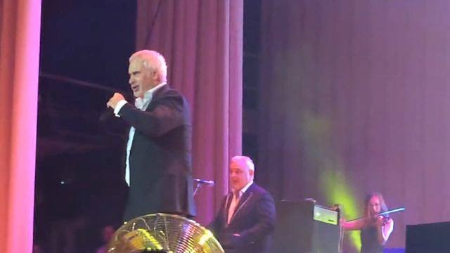 Валерий Меладзе - Параллельные (Ростов-на-Дону, ДГТУ конгресс-холл, 16.09.2016) смотреть онлайн