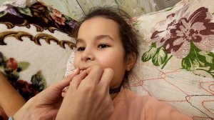 Как вырвать молочный зуб дома / мультик про зуб #семья#дети#молочныйзуб