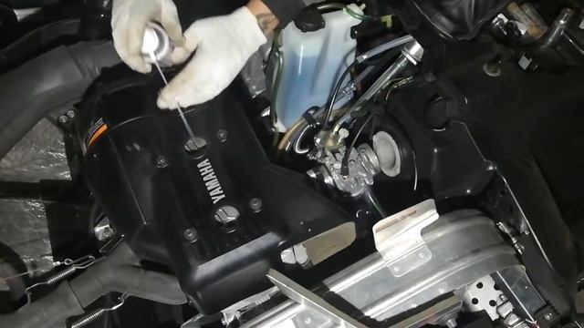 VK 540 консервация двигателя. Ямаха Yamaha. Обслуживание снегохода. смотреть онлайн