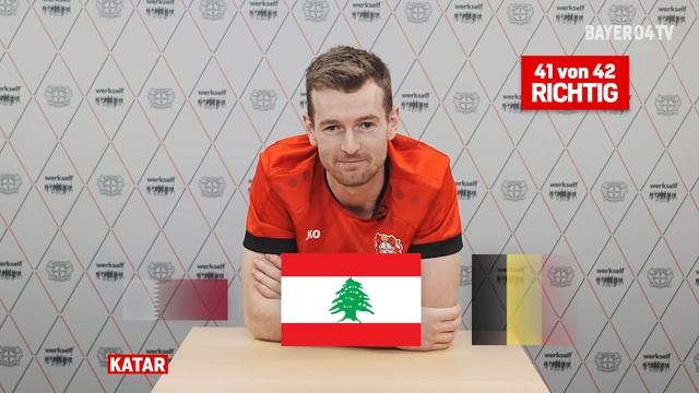 Kennt ein Bundesliga-Torwart wirklich alle Flaggen der Welt? | ?????? Lukas Hradecky im Fahnen-QUIZ смотреть онлайн