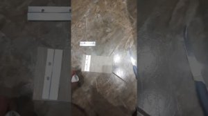 момент монтаж мр 90 клеим багет к керамограниту