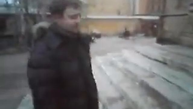 Отец Алексий у храмa "Милующей" смотреть онлайн